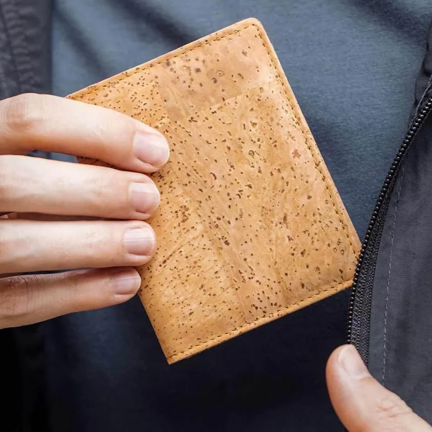 Aarni Korkkilompakko