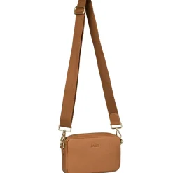 Aarni Olkalaukku, Konjakki