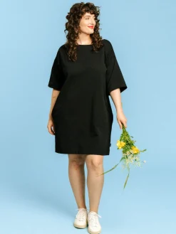 Aarre Bea Tunika, Musta