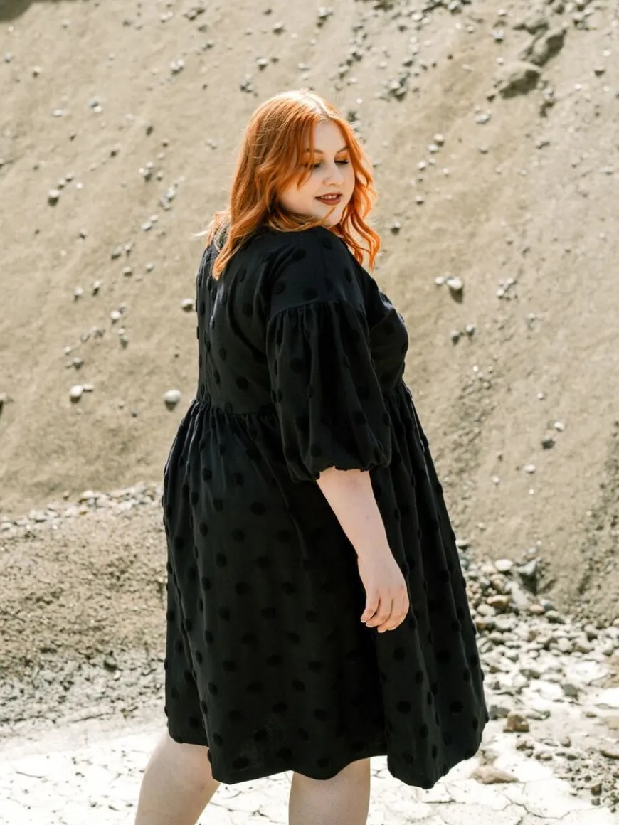 Aarre Elena Mekko, Musta Big Dot