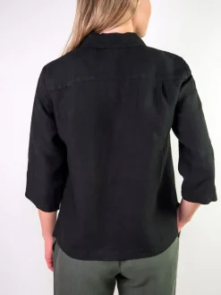 Cuosi Elsa Pellavajakku, Musta