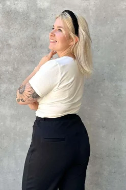 Hujaus Fiini Housut, Musta