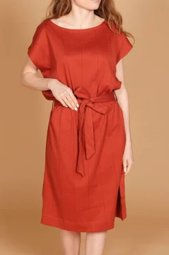 Louna Mekko, Ruosteenpunainen