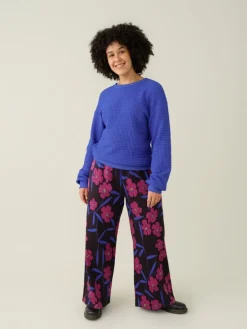 Mainio Stellar Neulepaita, Dazzling Blue