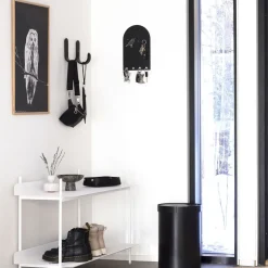 Miiko Kaari Magneettitaulu, Musta