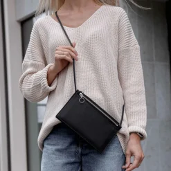 Miiko Piilo Laukku, Musta (Hopea Vetoketju)