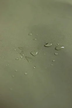 Nouki Usva Trenssi, Vedenvihrea