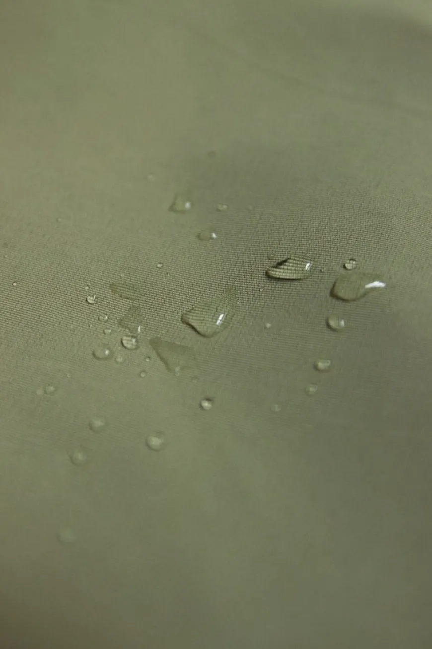 Nouki Usva Trenssi, Vedenvihrea