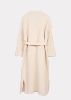 Papu Villakangastakki, White Sand