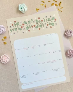 Puuhala Design Seinakalenteri 2024