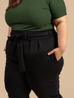 Riva Mukava Housut Lyhyt, Musta