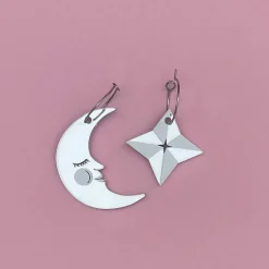 Star Moon Korvakorut, Hopea